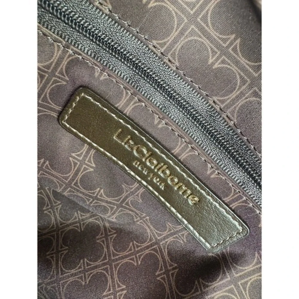 Liz‎ Claiborne handbag, dome or satchel style bag